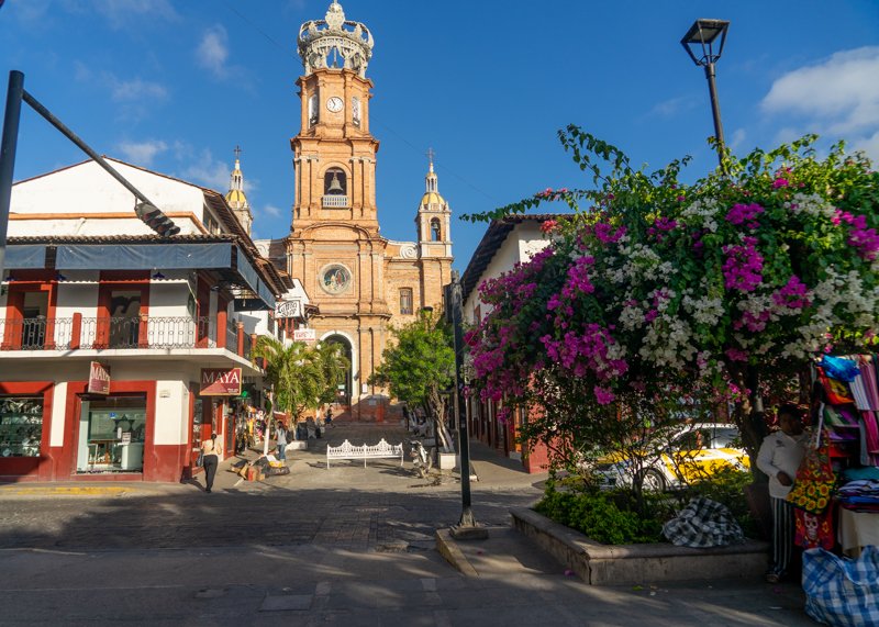 A stunning church stands proudly in the main square of downtown Puerto Vallarta, 