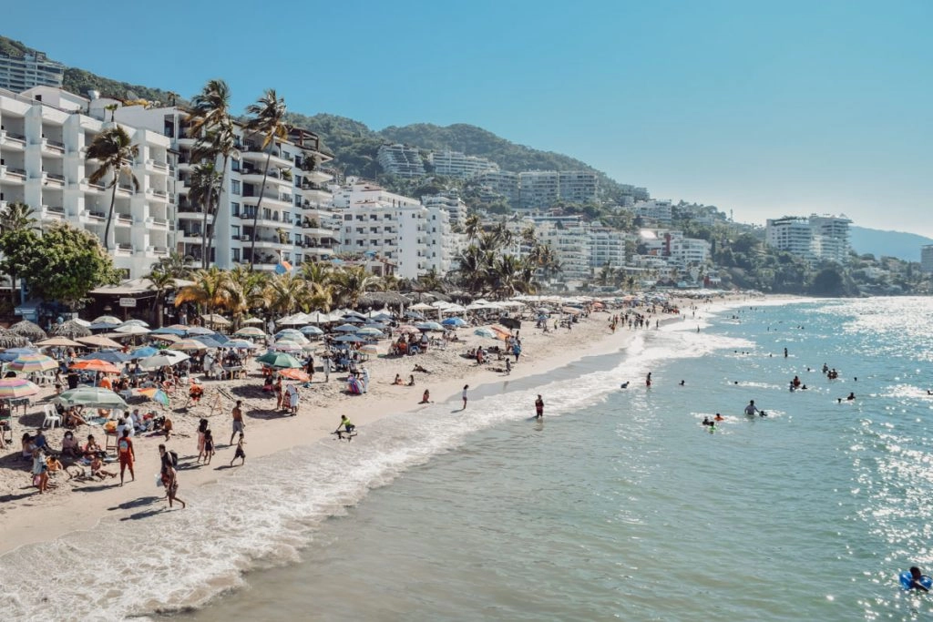 beach in cacun