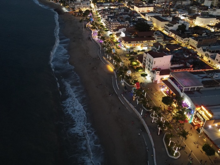 Insiders Guide to Christmas in Puerto Vallarta [2023] Take Me To