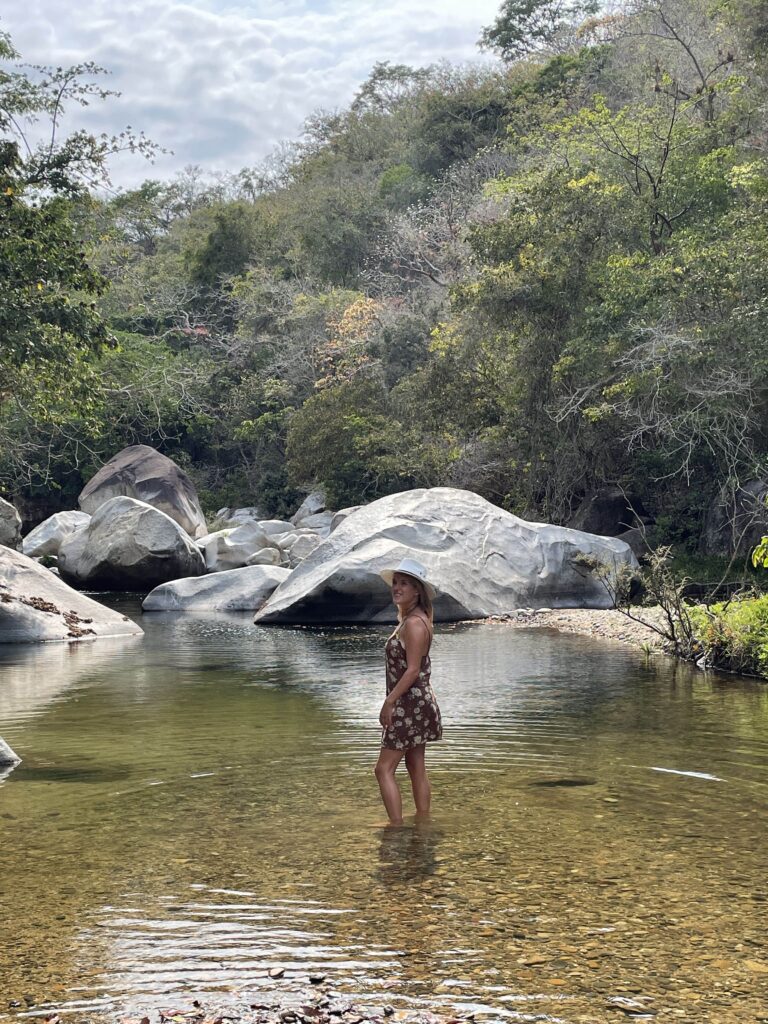 lora in the river at the botanical gardens